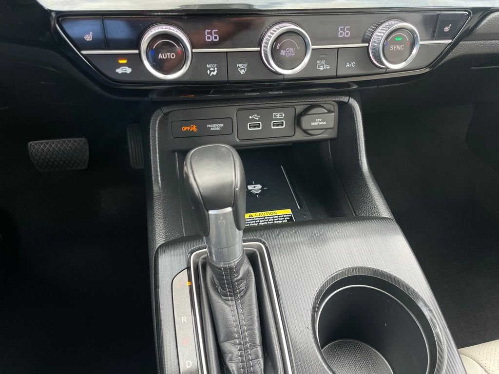 2024 Honda Civic Touring - Photo 22