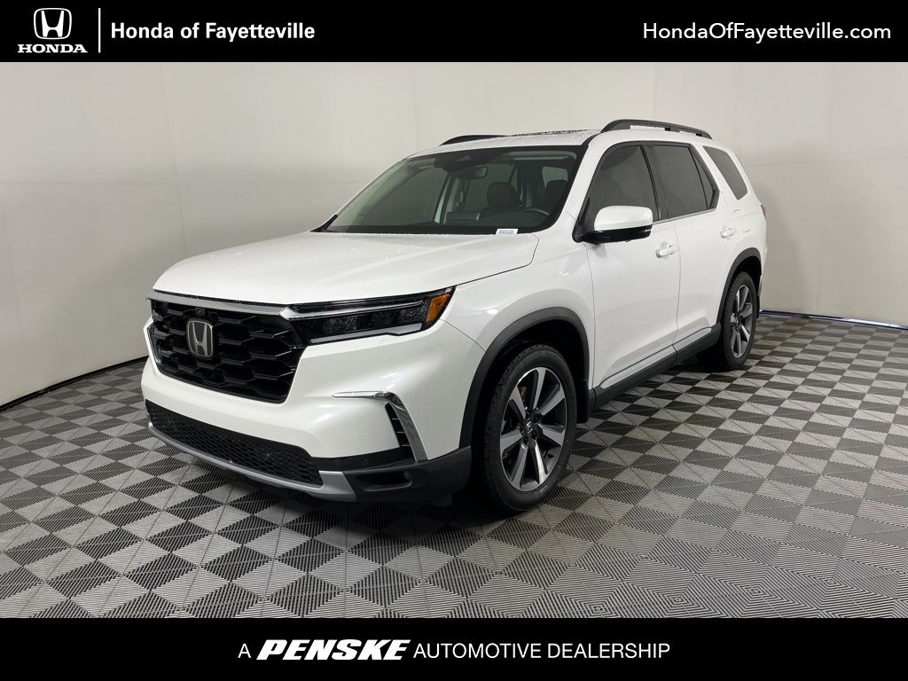 2023 Honda Pilot Elite's photo