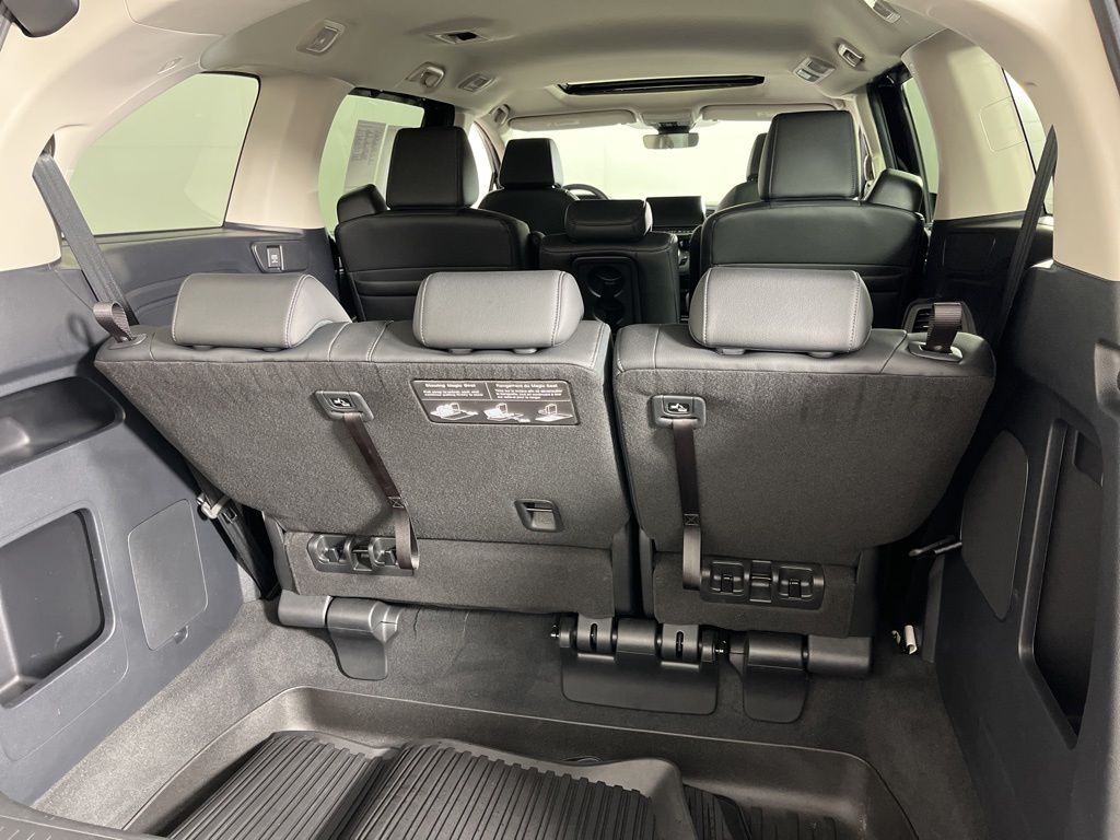 2025 Honda Odyssey EX-L - Photo 23