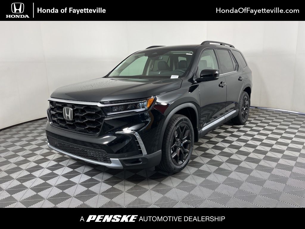 2025 Honda Pilot Touring's photo