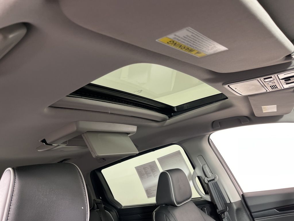 2024 Honda Odyssey Elite - Photo 6