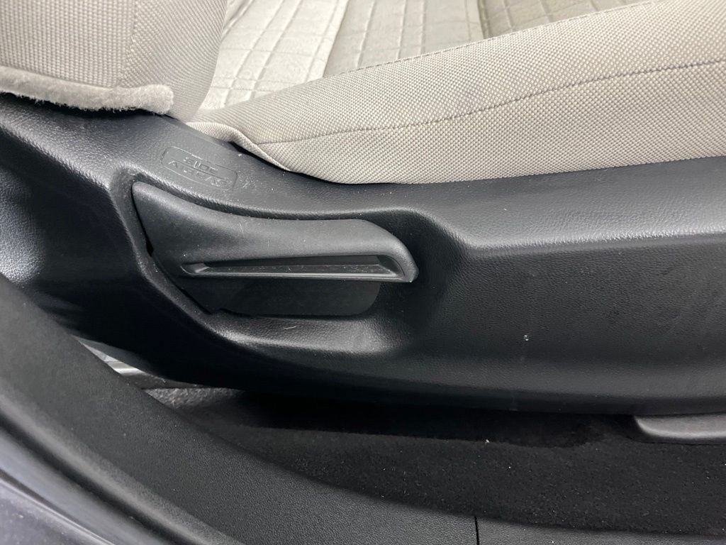 2023 Honda HR-V LX - Photo 6
