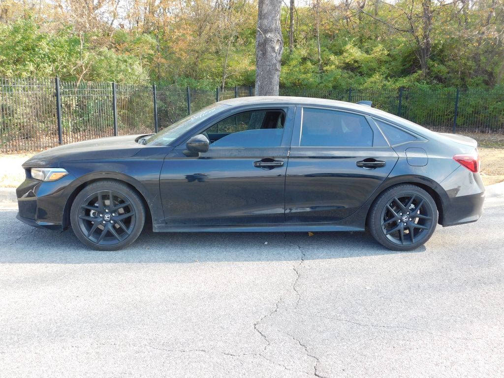 2025 Honda Civic Sport photo 2