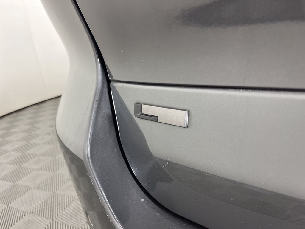 Used 2021 Jeep Grand Cherokee L Altitude SUV