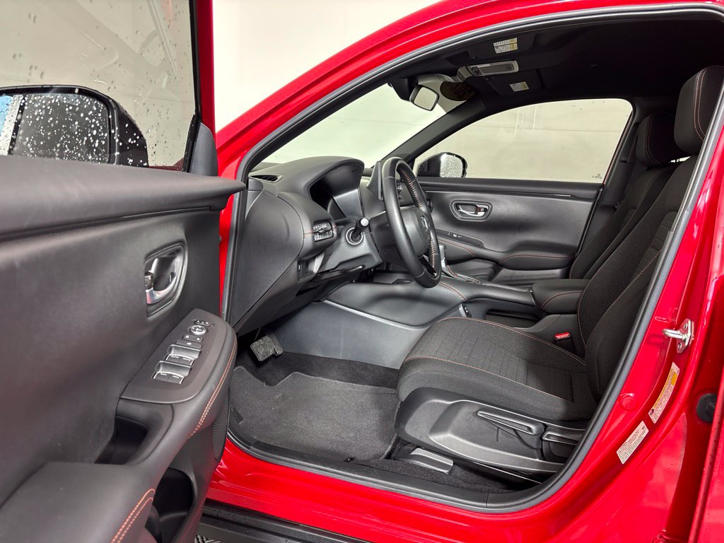 2025 Honda HR-V Sport - Photo 25