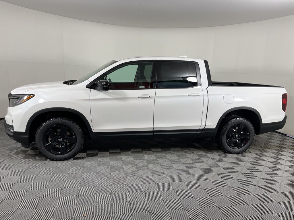 2026 Honda Ridgeline Black Edition photo 2