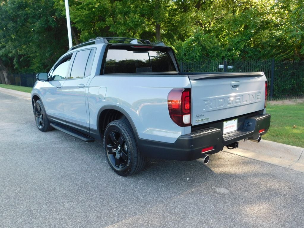 2025 Honda Ridgeline Black Edition - Photo 10
