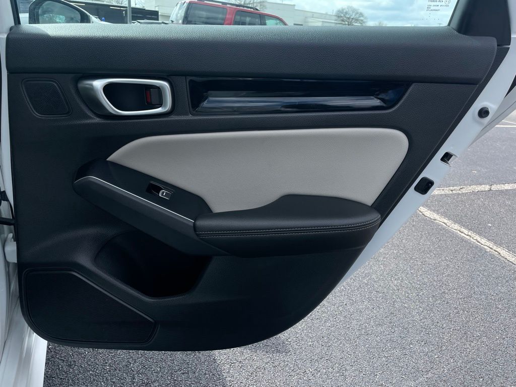 2024 Honda Civic Touring - Photo 35