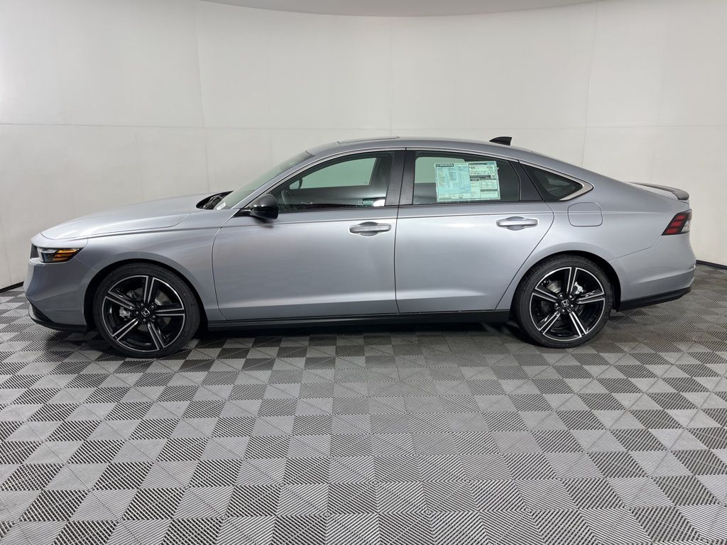 2025 Honda Accord Hybrid Sport photo 2