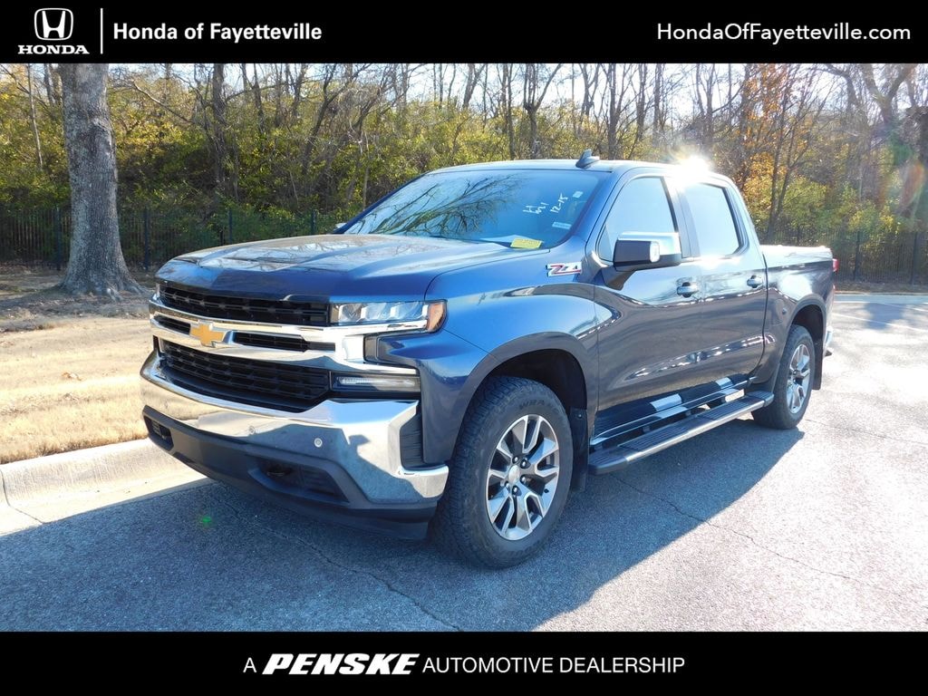 Used 2019 Chevrolet Silverado 1500 LT Truck Crew Cab