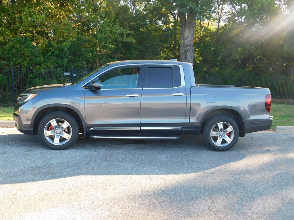 2019 Honda Ridgeline RTL-E photo 2