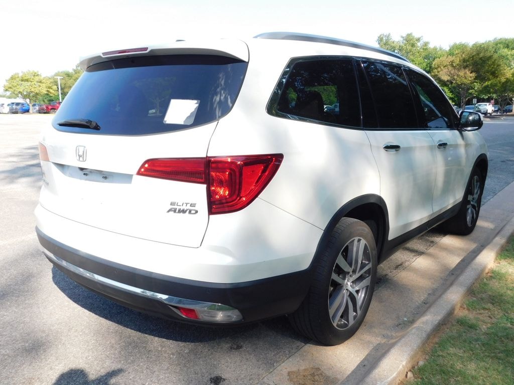 Used 2017 Honda Pilot Elite SUV