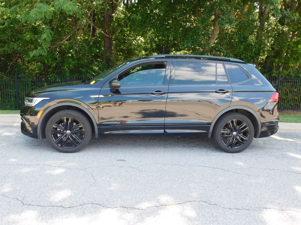 Used 2022 Volkswagen Tiguan 2.0T SE R-Line Black SUV