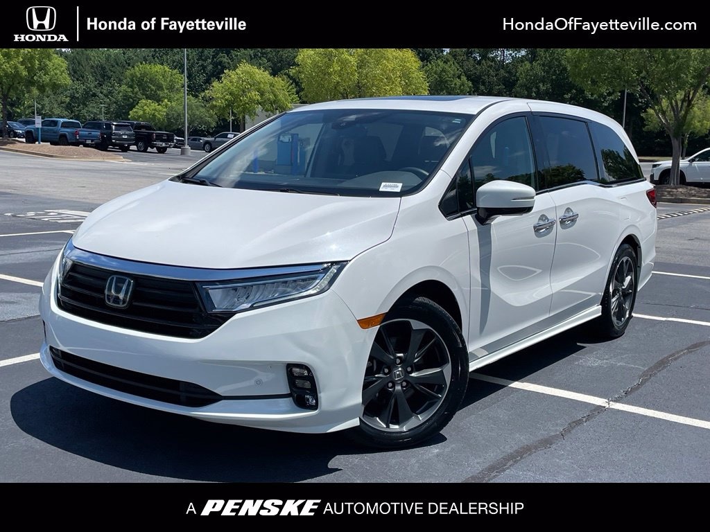 Certified 2024 Honda Odyssey Elite Van