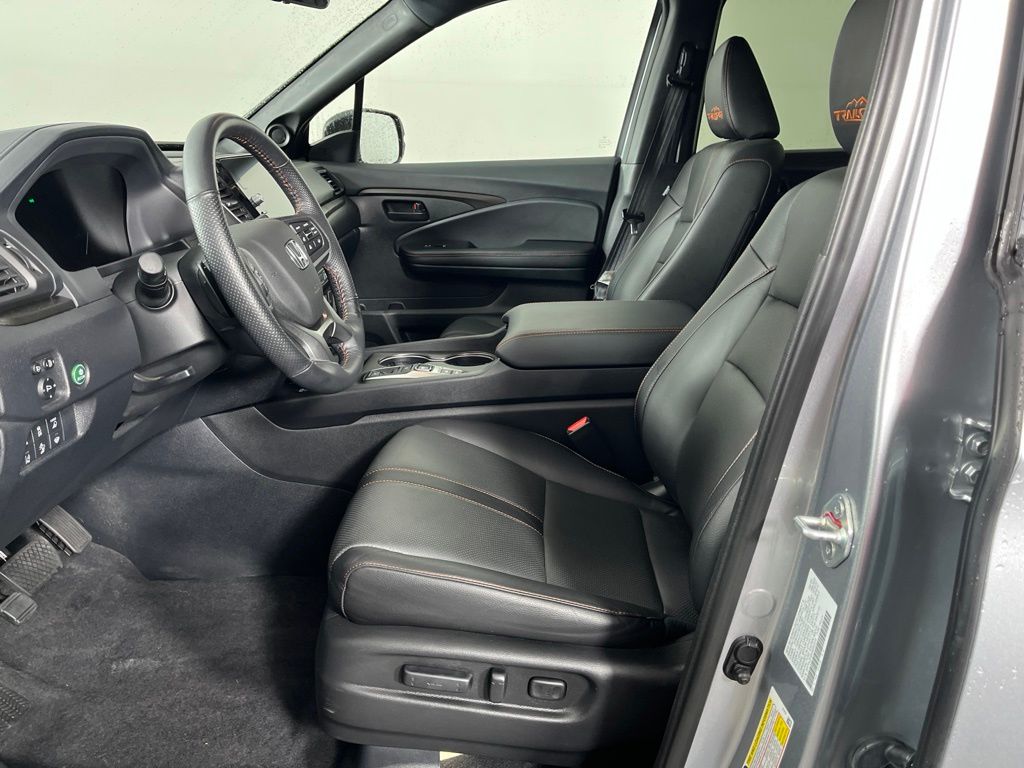 2025 Honda Ridgeline TrailSport - Photo 19