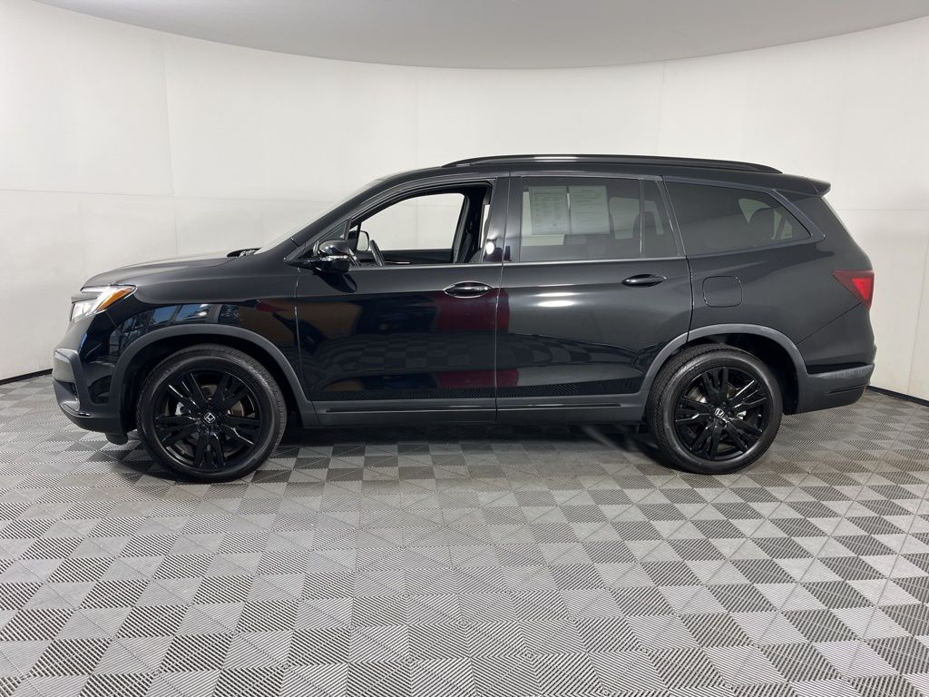2022 Honda Pilot Black Edition photo 2