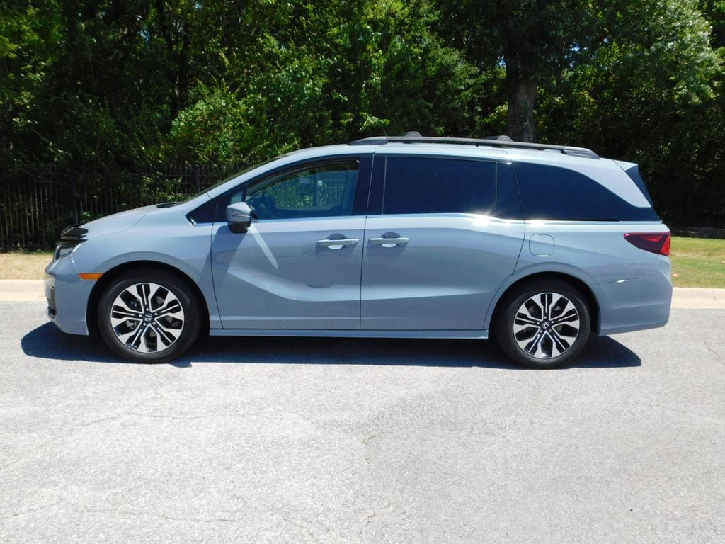 Certified 2025 Honda Odyssey Elite Van