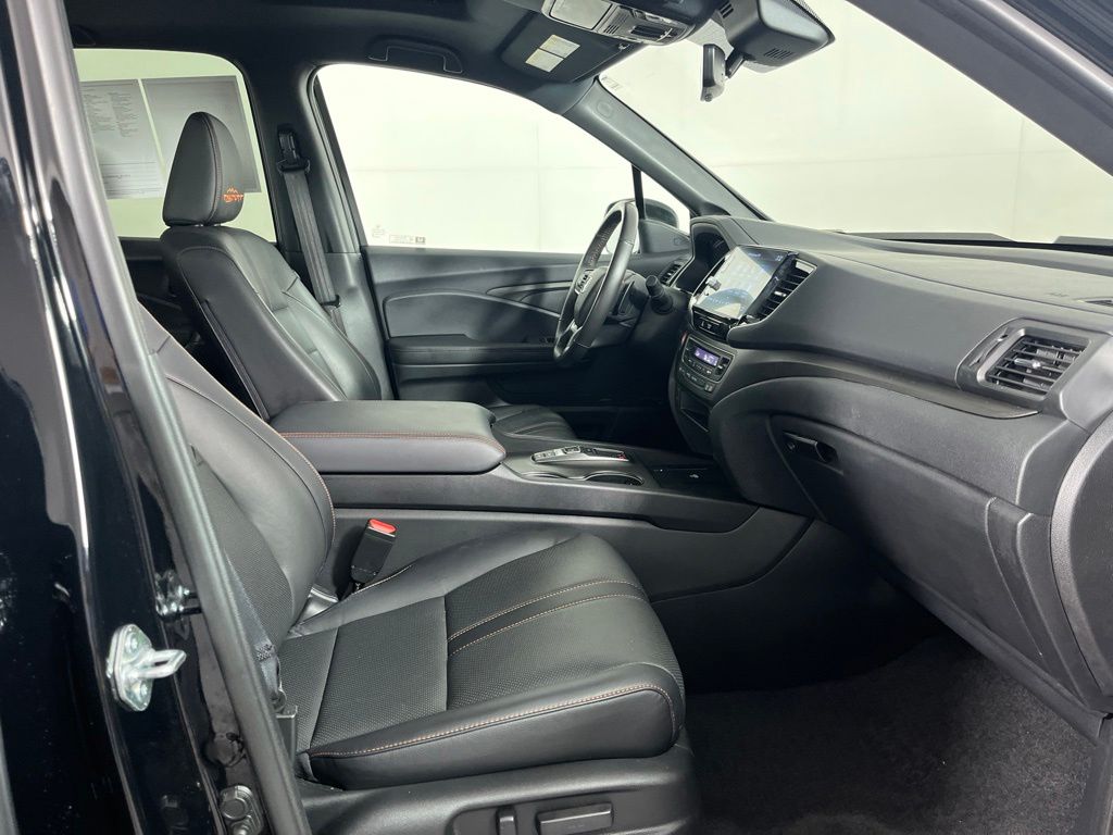 2025 Honda Ridgeline TrailSport - Photo 8
