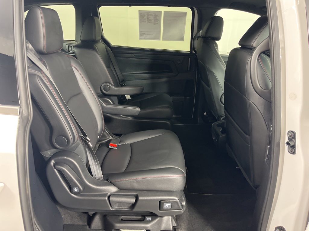2024 Honda Odyssey SPORT - Photo 13