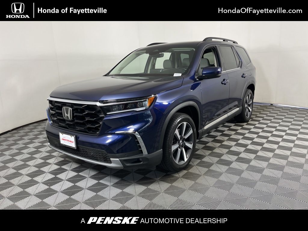 2023 Honda Pilot Touring's photo