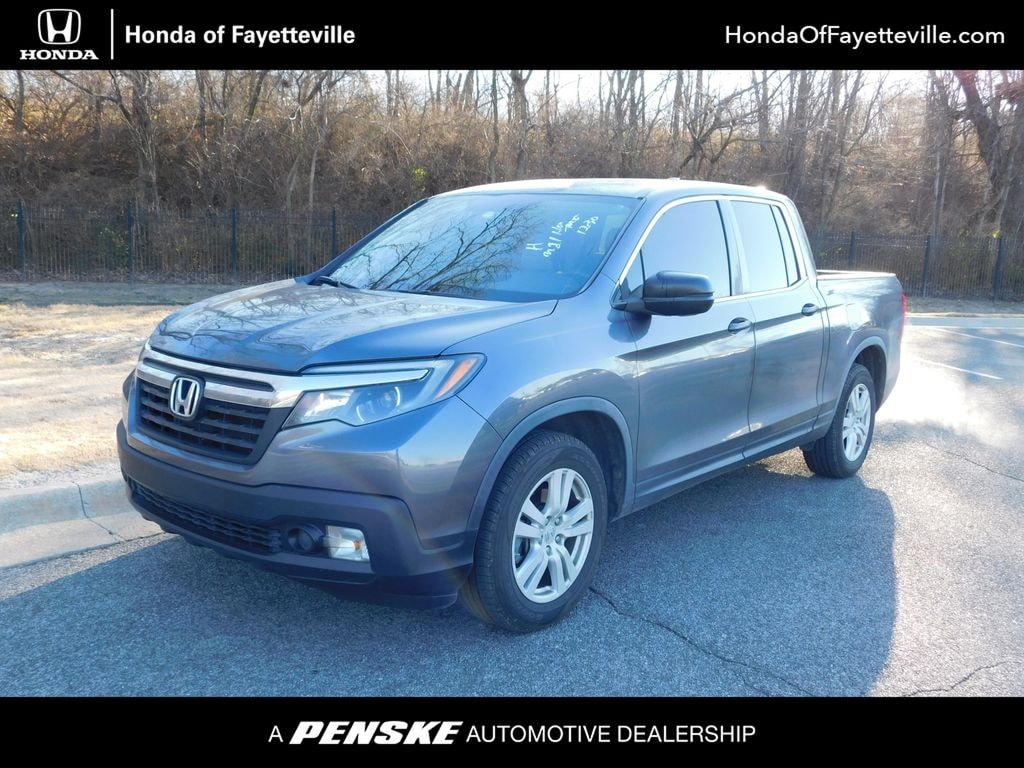 Used 2017 Honda Ridgeline RT Truck Crew Cab