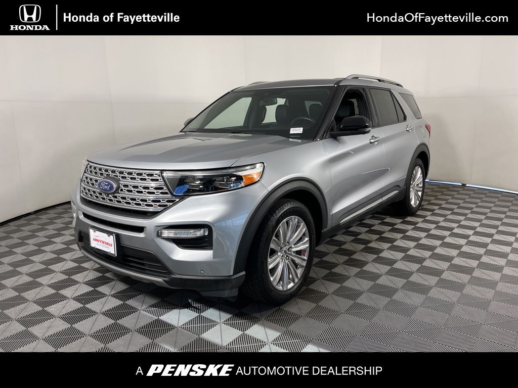 2020 Ford Explorer Limited's photo