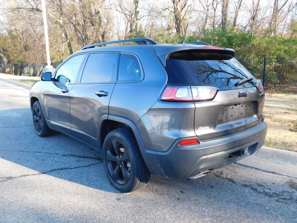 2019 Jeep Cherokee Altitude photo 2