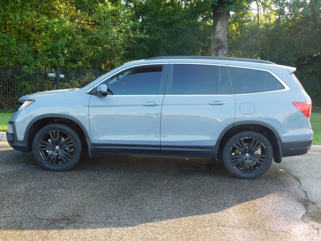 2022 Honda Pilot Special Edition photo 2