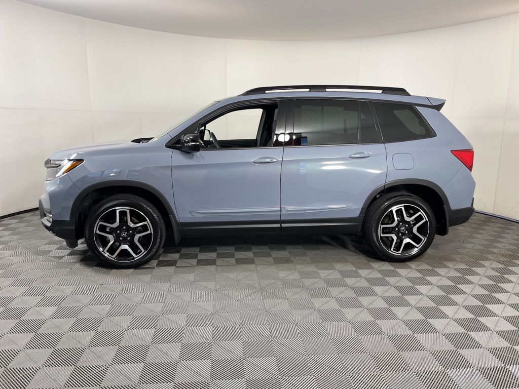 Certified 2022 Honda Passport Elite with VIN 5FNYF8H01NB014275 for sale in Fayetteville, AR