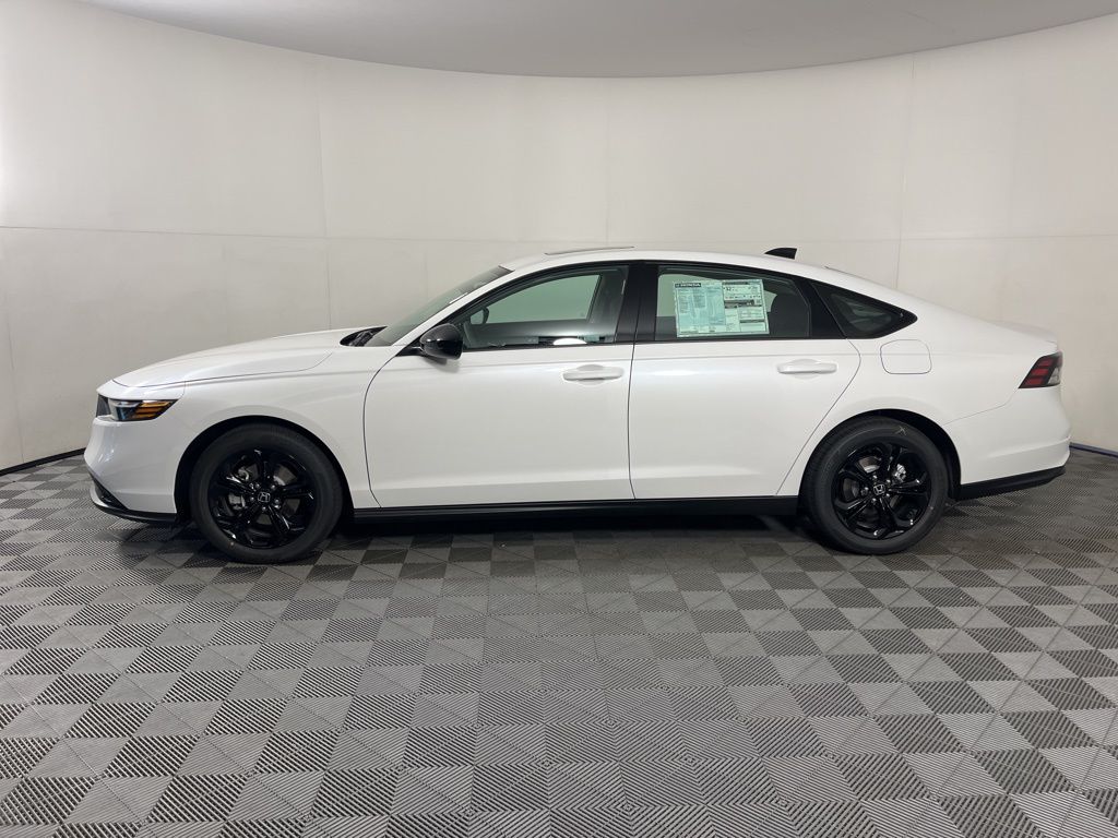 2025 Honda Accord SE photo 2