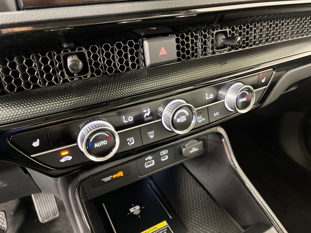 2025 Honda CR-V EX-L - Photo 32