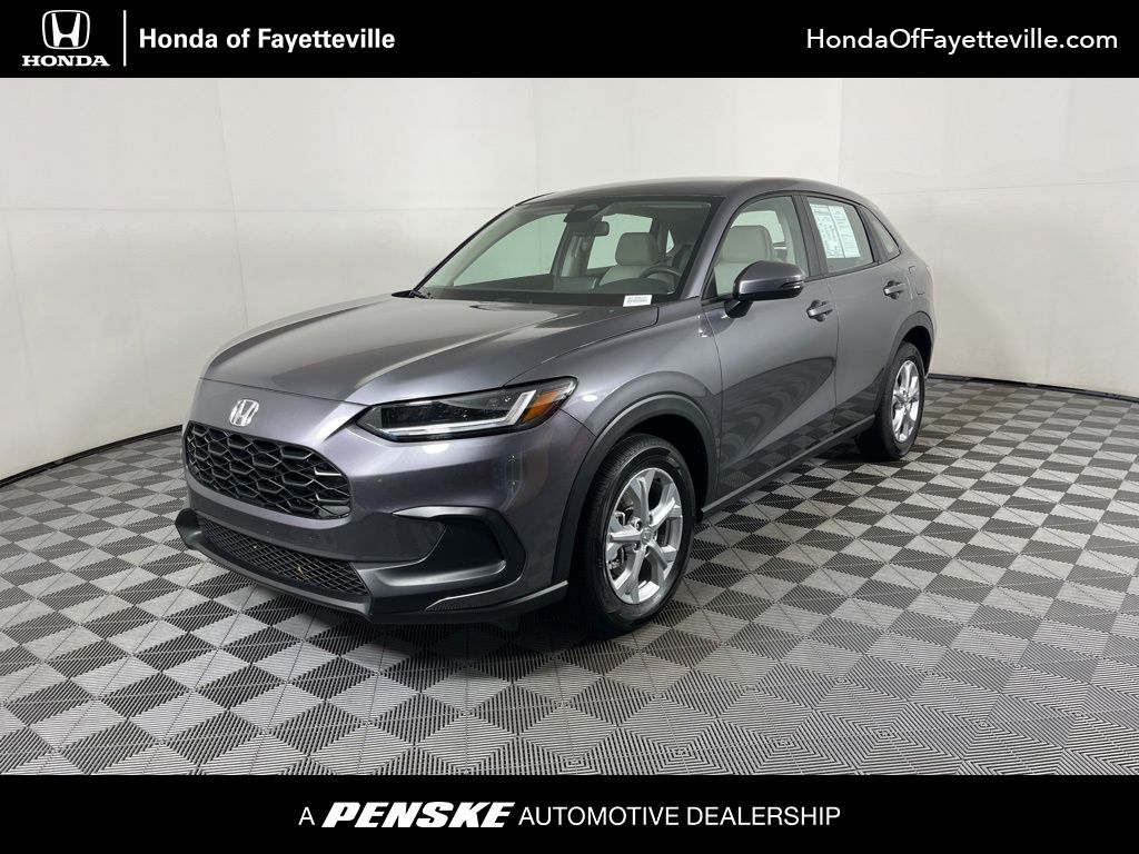 2025 Honda HR-V LX's photo