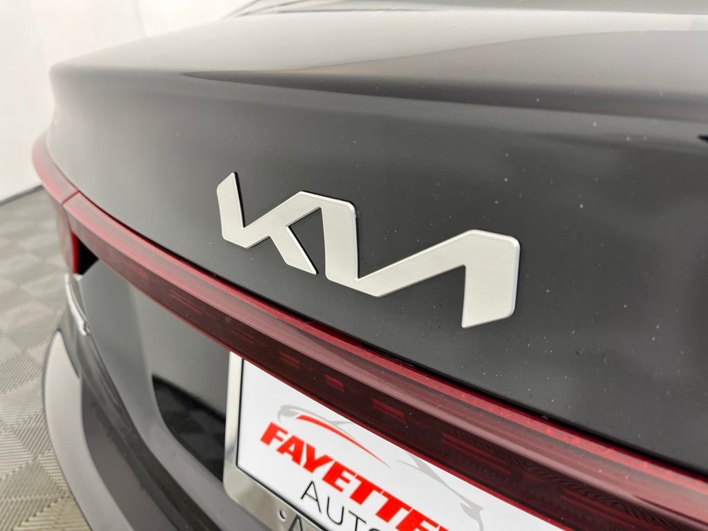 Used 2023 Kia Forte LXS Sedan