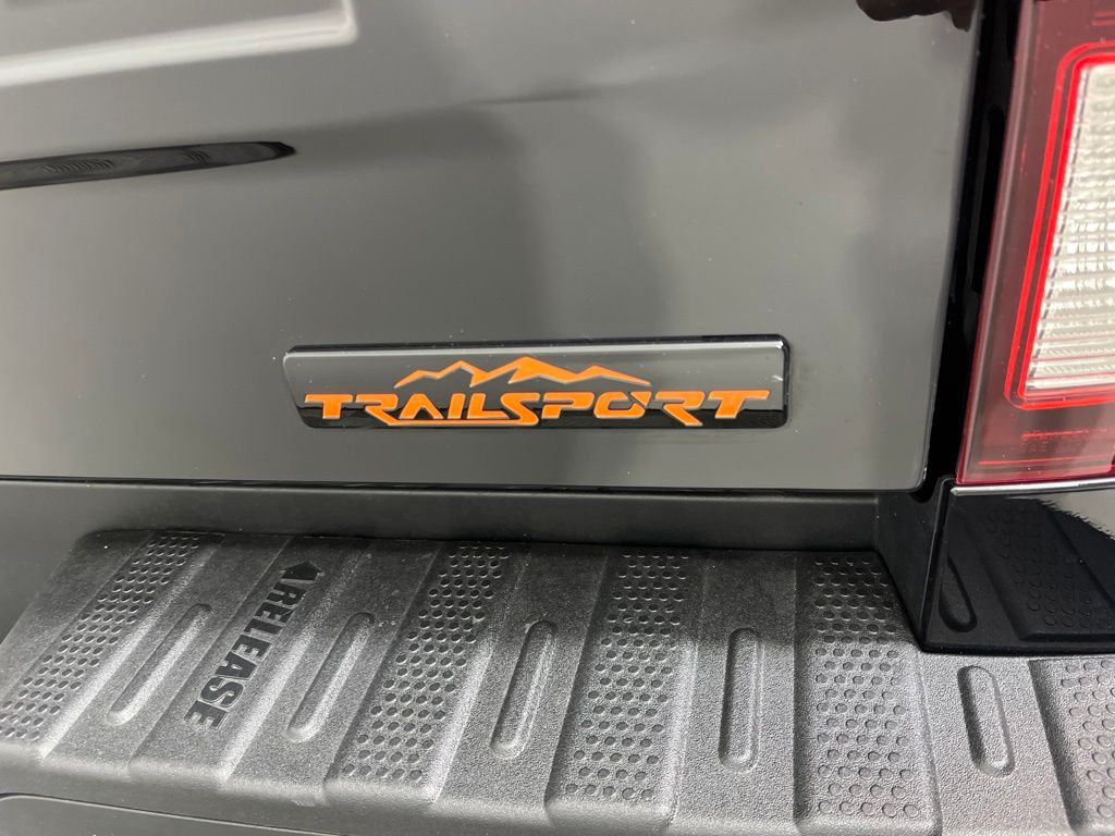 2025 Honda Ridgeline TrailSport - Photo 16