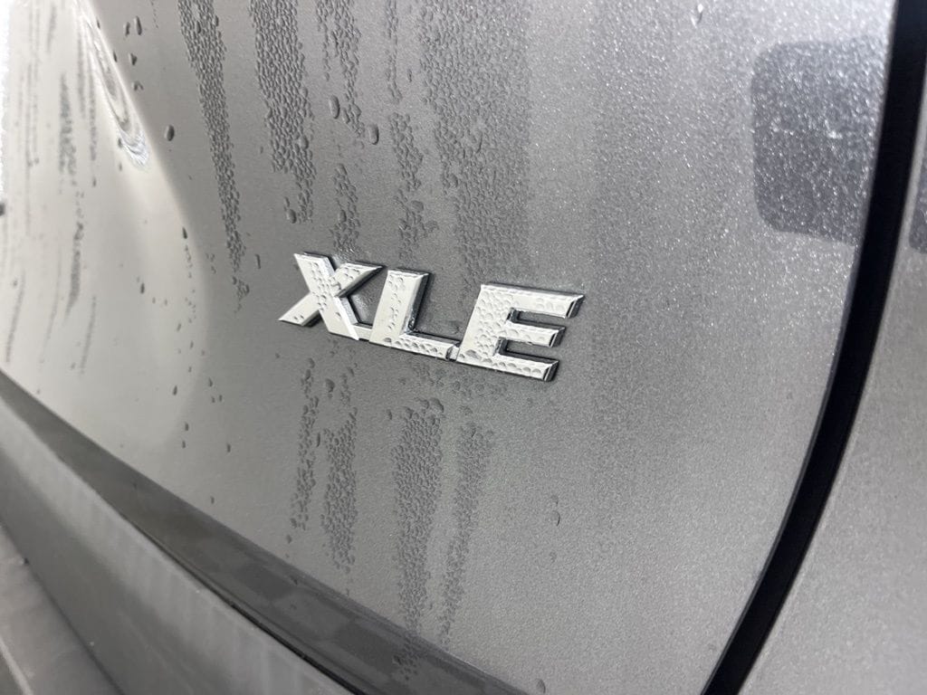 Used 2021 Toyota RAV4 XLE SUV