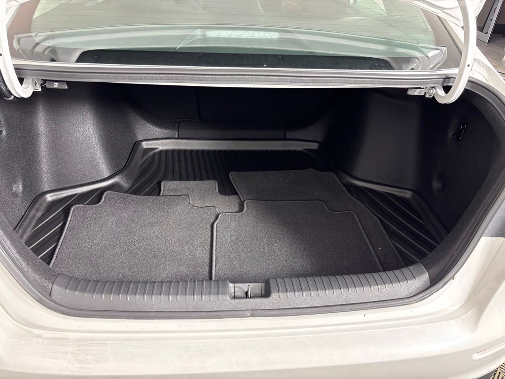 2025 Honda Accord SE - Photo 21
