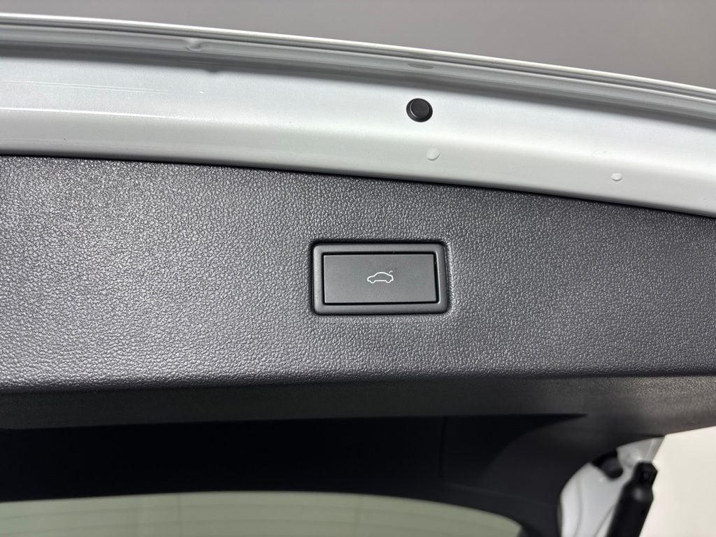 2024 Volkswagen Tiguan SE R-LINE BLACK - Photo 12
