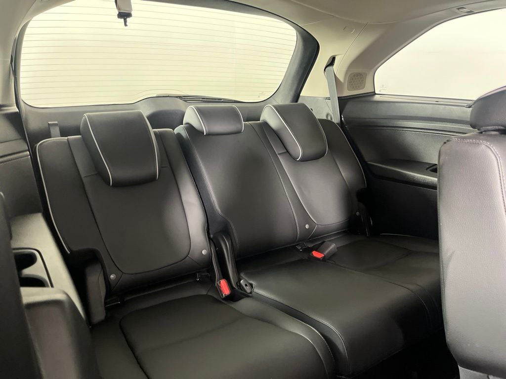 2025 Honda Odyssey Elite - Photo 15