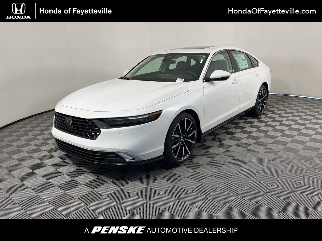 2025 Honda Accord Hybrid Touring's photo