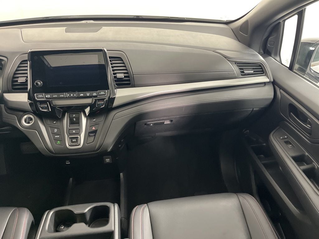 2024 Honda Odyssey SPORT - Photo 16