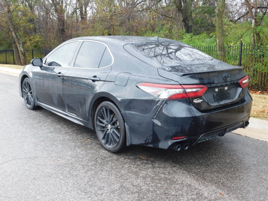 2021 Toyota Camry XSE photo 3