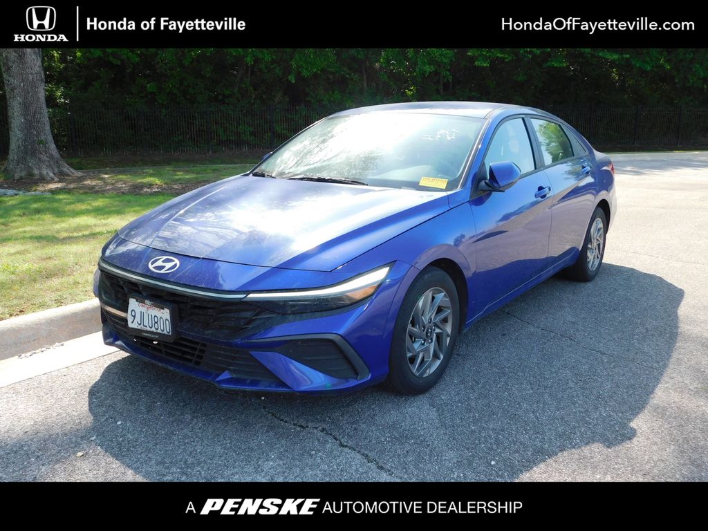 2024 Hyundai Elantra SEL