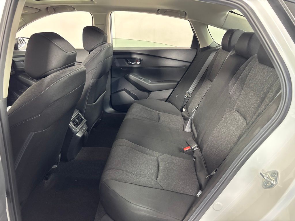 2025 Honda Accord SE - Photo 22