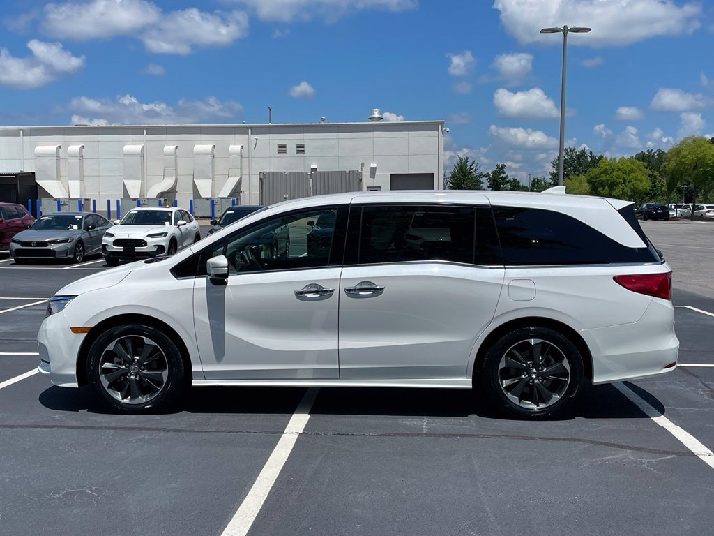 Certified 2024 Honda Odyssey Elite Van