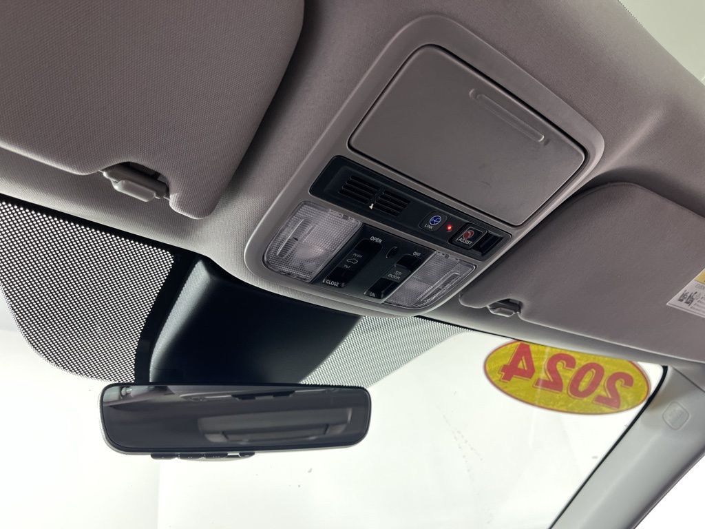 2024 Honda Odyssey Elite - Photo 30