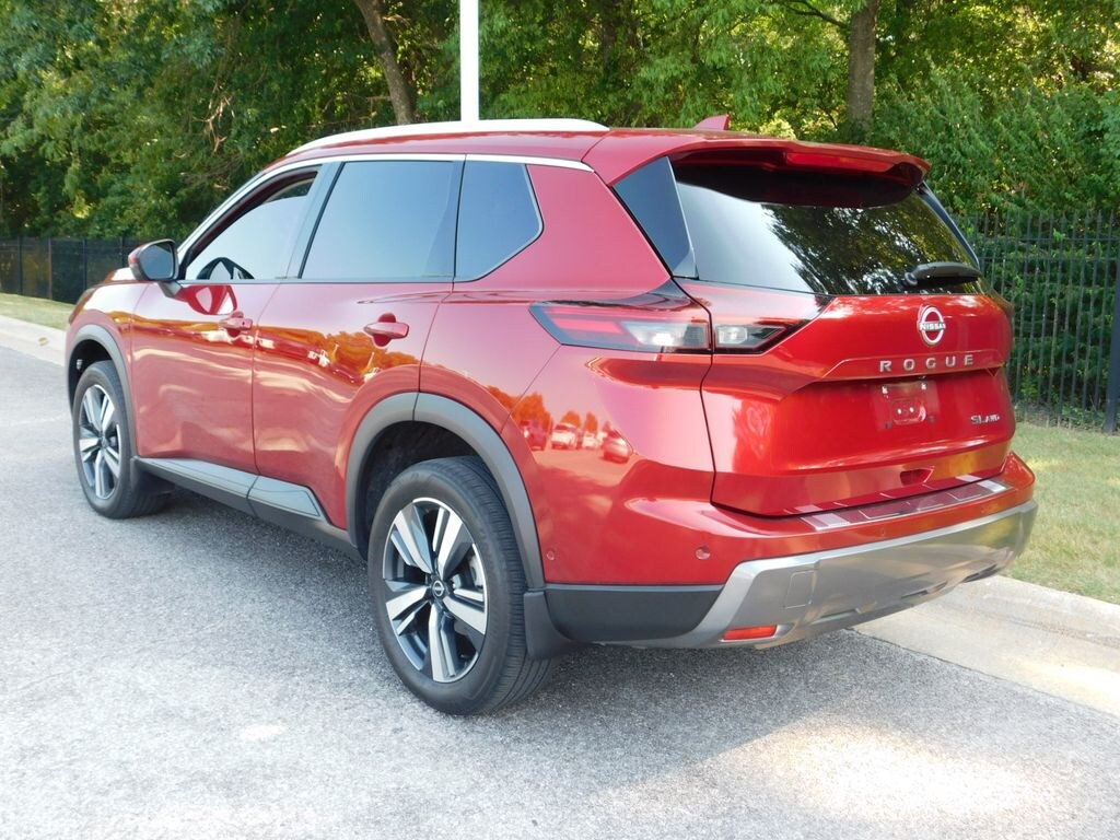 Used 2024 Nissan Rogue SL SUV