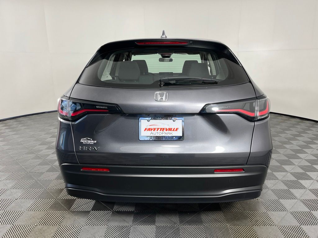 2025 Honda HR-V LX - Photo 9