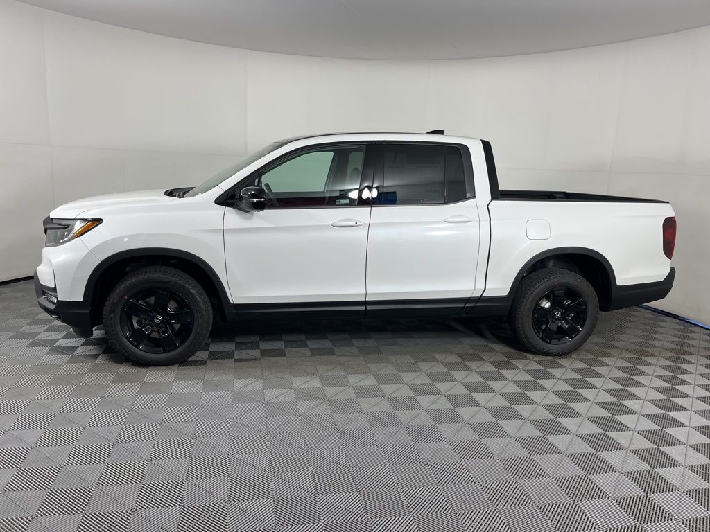 2026 Honda Ridgeline Black Edition photo 2