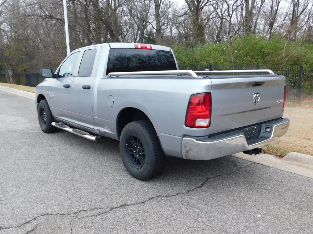 2019 Ram 1500 Classic Tradesman photo 3