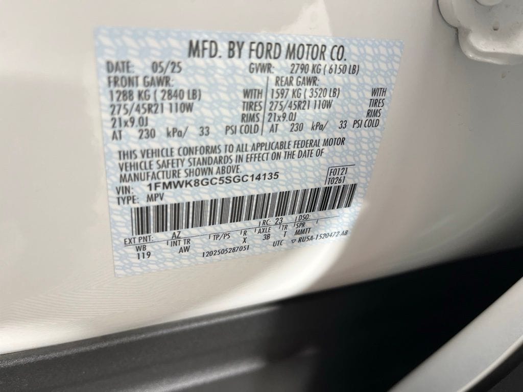 2025 Ford Explorer ST - Photo 35